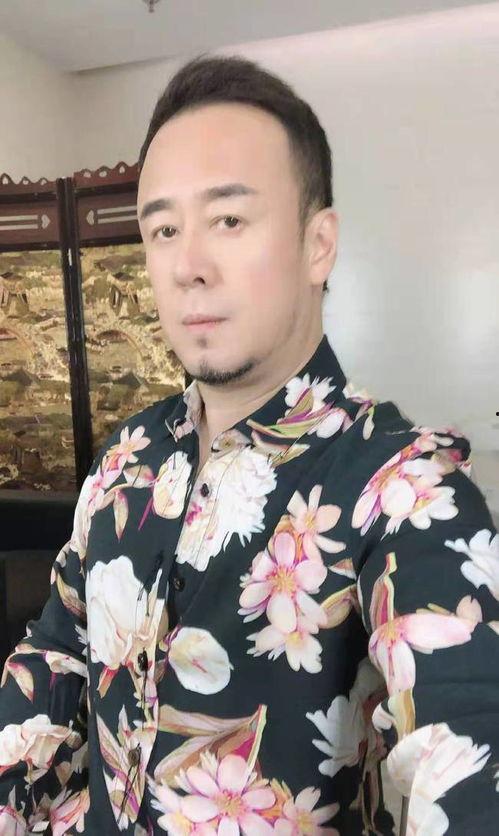 男明星娱乐圈吃瓜图片